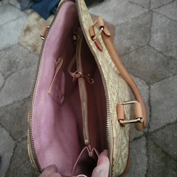 Dooney & Bourke Lara Crossword dome satchel - Picture 3 of 3